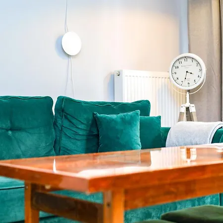 River House - J&d アパート シュチェチン